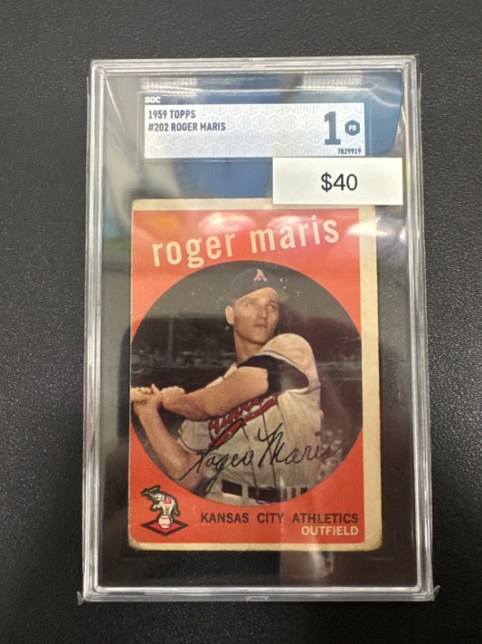 1959 Topps MLB Roger Maris SGC 1