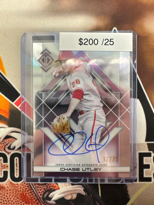 2025 Topps MLB Transcendent Chase Utley Icons Chrome Autograph Variation /25