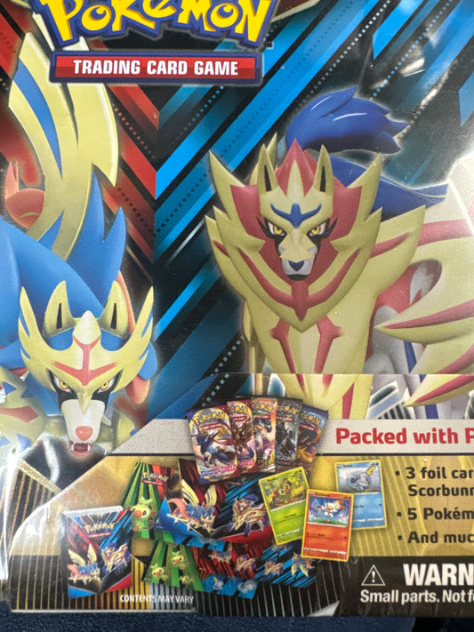 Pokemon Zacian & Zamazenta Lunchbox tin