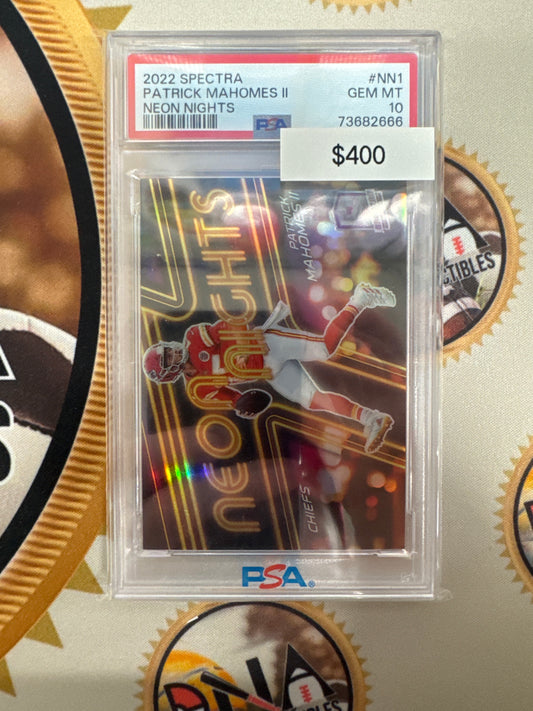 2022 Panini Spectra Patrick Mahomes II Neon Nights SSP PSA 10