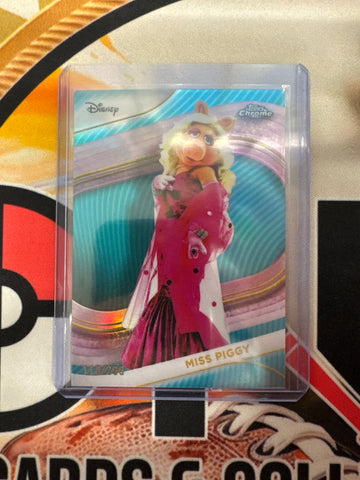 2025 Topps Chrome Disney Miss Piggy Teal Refractor /299