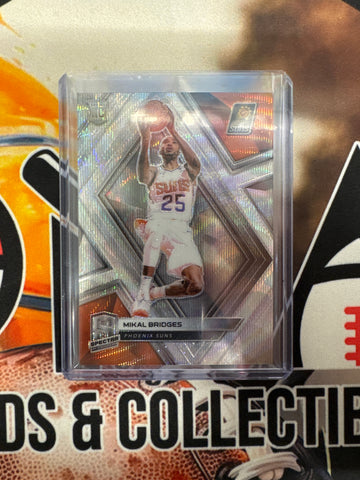 2018-19 Panini Spectra NBA Mikal Bridges Rookie Shimmer Refractor /9
