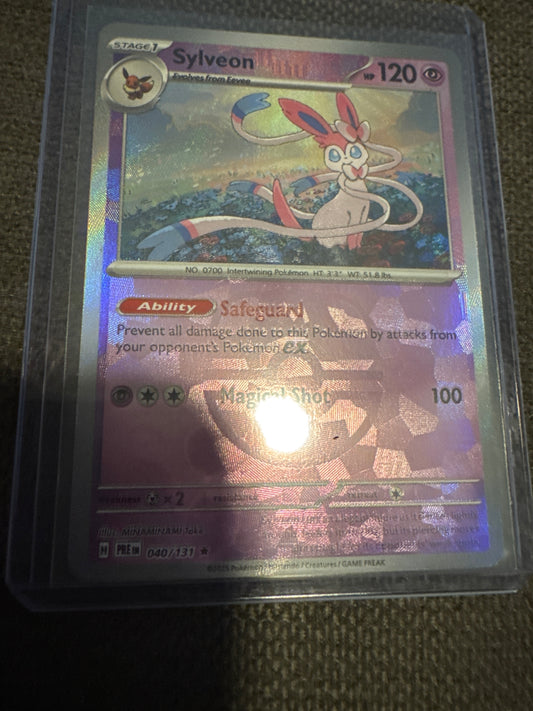 Pokemon Sylveon Master Ball Reverse holo Prismatic evolutions