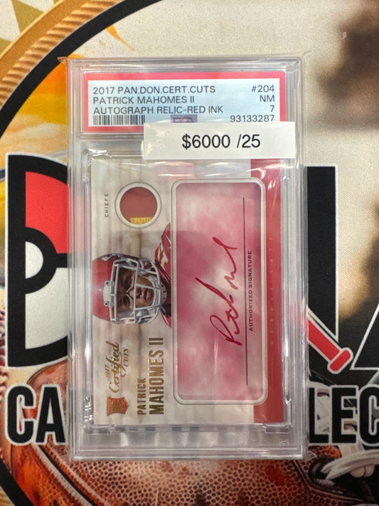 2017 Panini Donruss Certified Cuts NFL Patrick Mahomes II Rookie Patch Autograph Red Ink /25 PSA 7