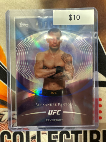 2026 Topps UFC Midnight Alexandre Pantoja Blue Refractor