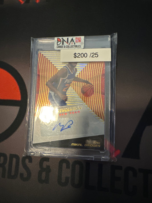 2018-19 Revolution Mikal Bridges auto /25 New Year