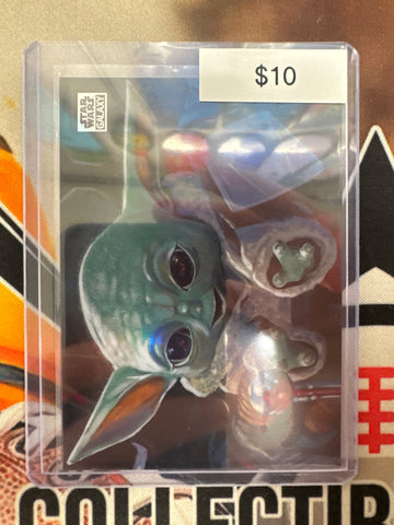 Topps Chrome Star Wars Galaxy Gimmie Base Refractor