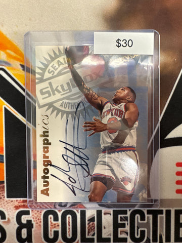 1997 Skybox Basketball John Starks Autographics Auto Skybox Authentic