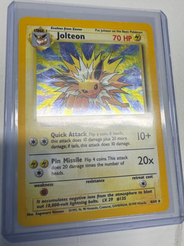 Pokémon Jolteon Jungle Holo 4/64 DM