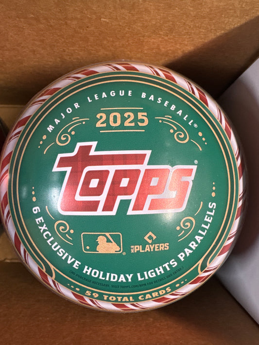 2025 Topps MLB holiday tin