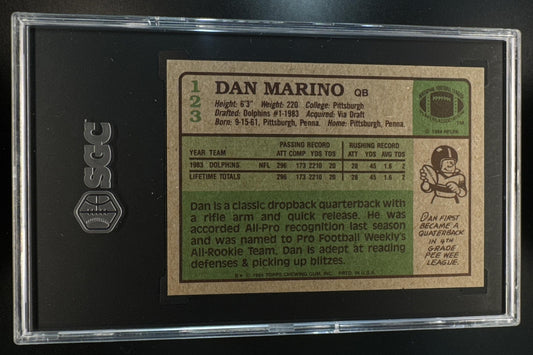 1984 Topps Dan Marino #123 RC Dolphins SGC 8.5