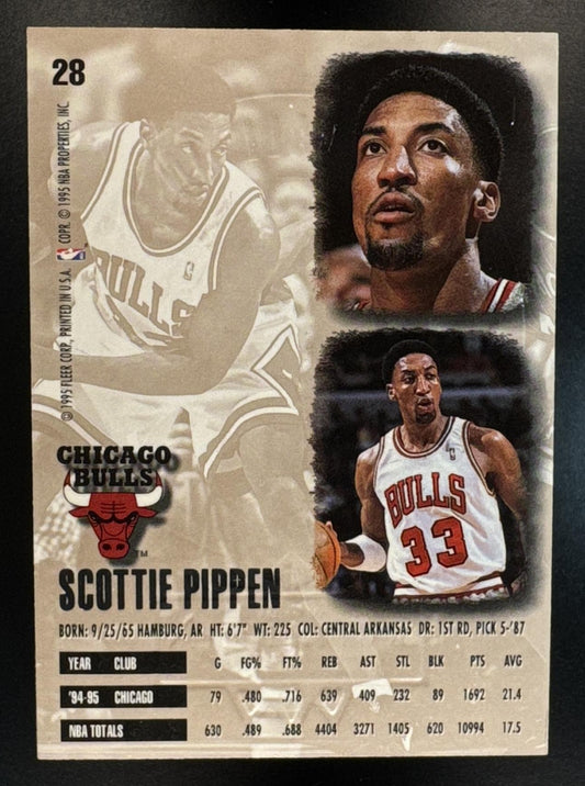 1995-96 Fleer Ultra Scottie Pippen #28 Gold Medallion Bulls