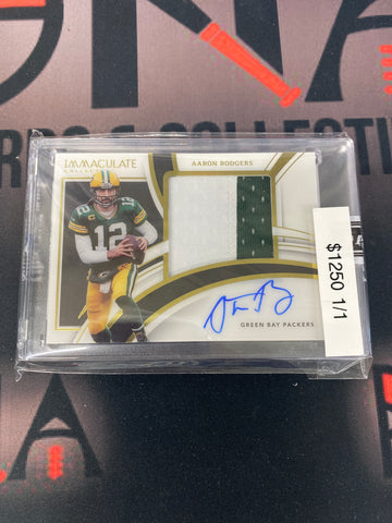 2022 NFL Immaculate Aaron Rodgers Gold Patch Auto 1/1