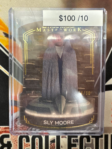 2025 Topps Star Wars Masterwork Sly Moore Die-Cut Wooden Refractor /10