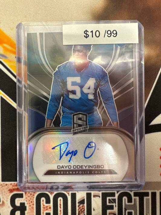 2021 Panini Spectra NFL Dayo Odeyingbo Rookie Autograph Silver Prizm /99