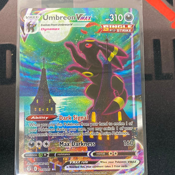 Pokémon Umbreon VMAX Evolving skies 215/203