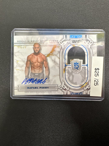 2024 Topps Royalty UFC Rafael Fiziev Regalia Relic Signatures Sapphire /25