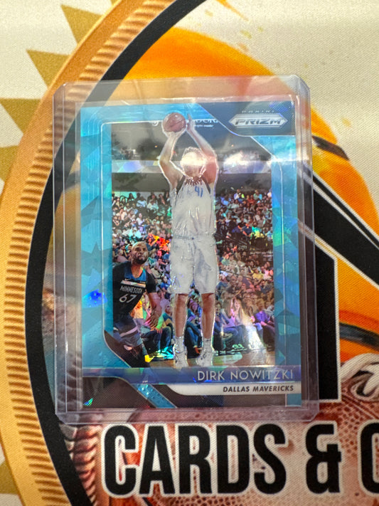 2018-19 Panini Prizm NBA Dirk Nowitzki Blue Cracked Ice /99