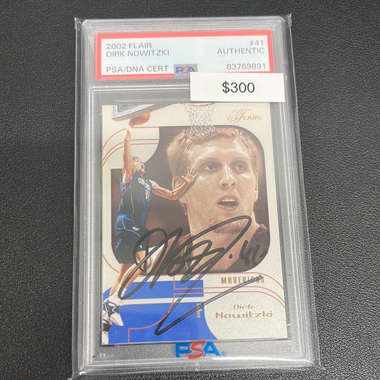 2002 NBA Flair Dirk Nowitzki On Card Auto PSA Authentic