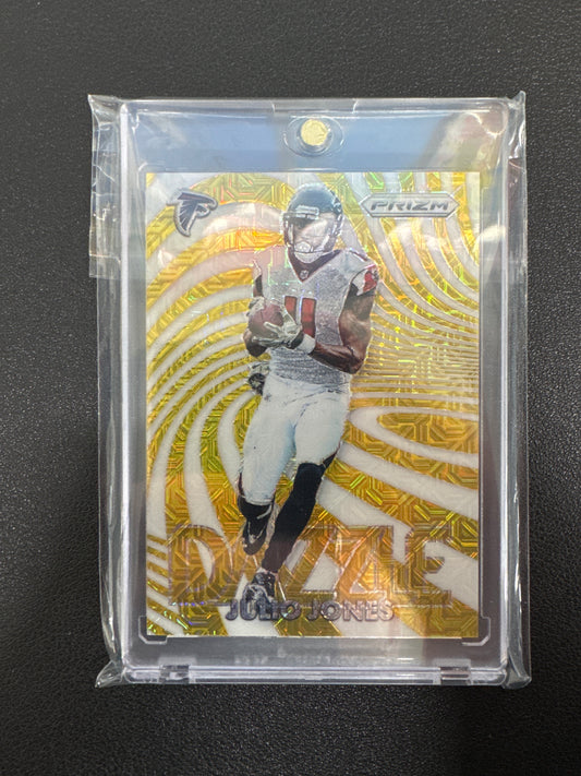 2016 Panini Prizm NFL Julio Jones Dazzle Gold Mojo /10