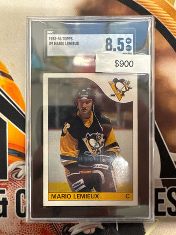 1985-86 Topps NHL Mario Lemieux Rookie Card SGC 8.5
