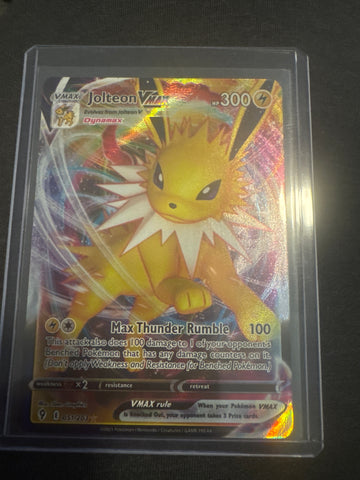 Pokémon Jolteon VMAX evolving skies 51/203