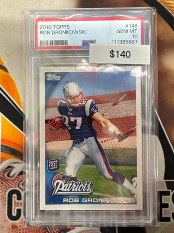 2010 Topps NFL Rob Gronkowski Rookie PSA 10