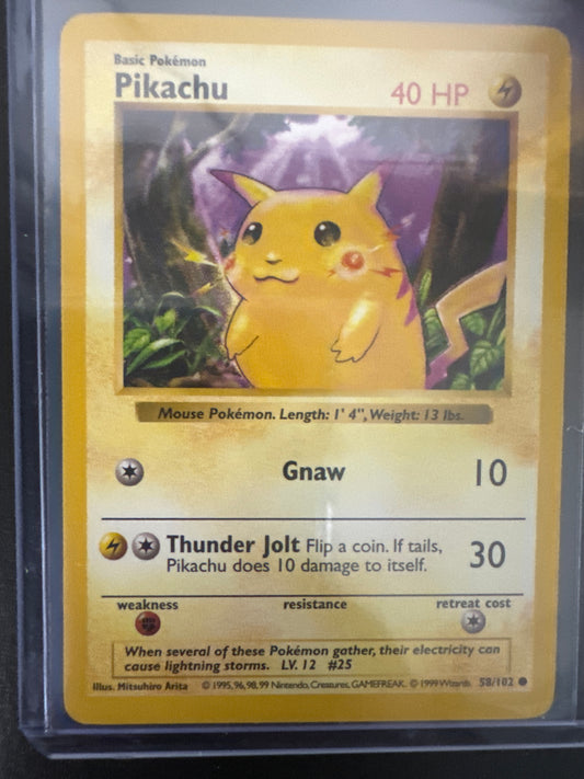 Pokémon Shadowless Pikachu Red Cheeks (Base Set) 58/102 DM