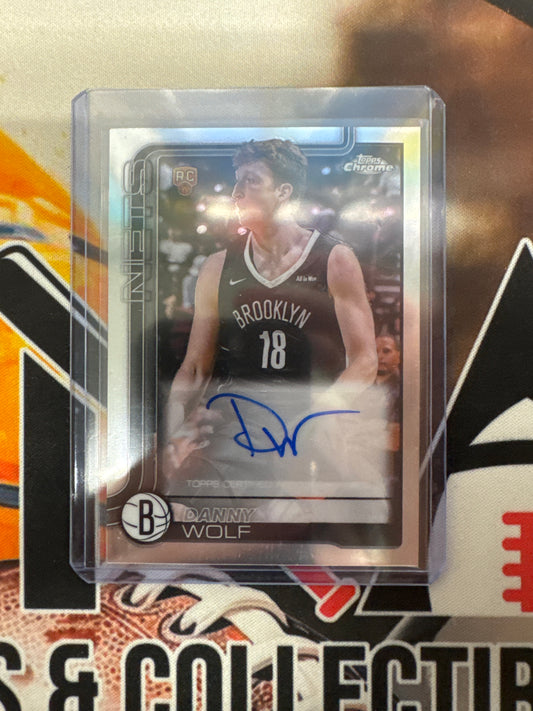 2025-26 Topps Chrome NBA Danny Wolf Rookie Autograph