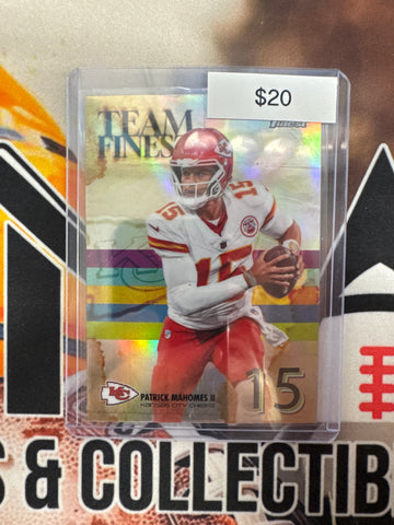 2025 Topps Finest NFL Patrick Mahomes II Team Finest SP