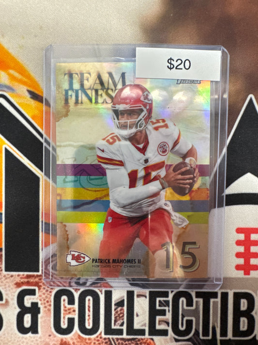 2025 Topps Finest NFL Patrick Mahomes II Team Finest SP
