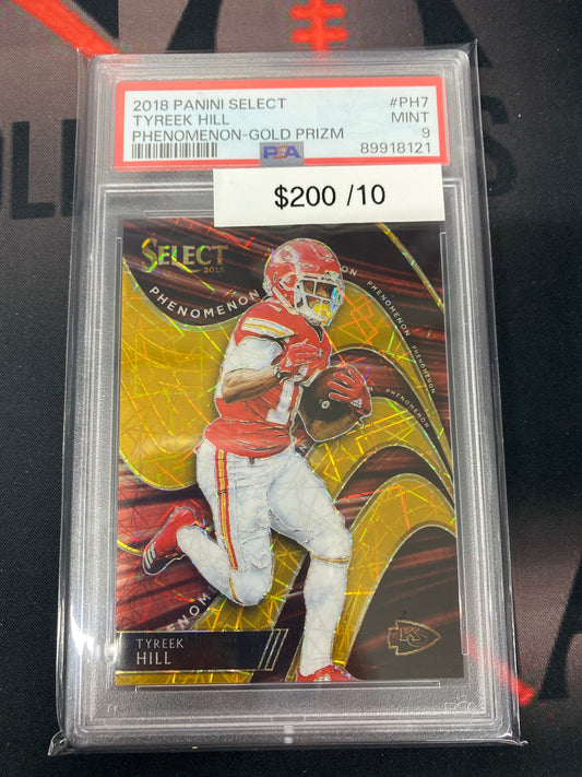 2018 NFL Select Tyreek Hill Phenomenon Gold /10 PSA 9