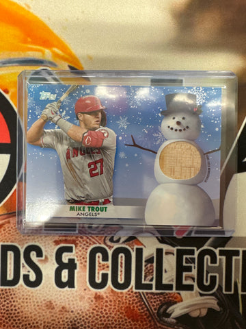 2021 Topps Holiday Mike Trout Relic Game Used Bat