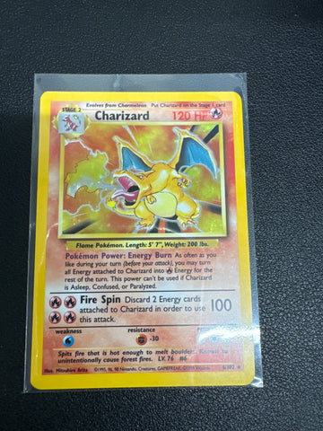 Pokémon Base Set Charizard Holo 4/102 DM