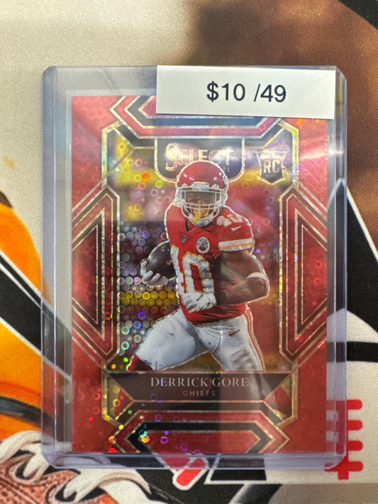 2021 Panini Select NFL Derrick Gore Rookie Red Disco Prizm /49