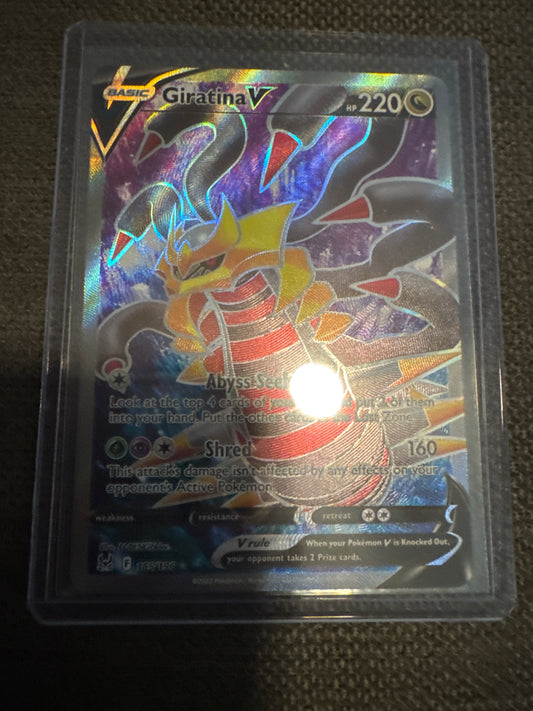 Pokémon Giratina V 185/196 Lost Origin