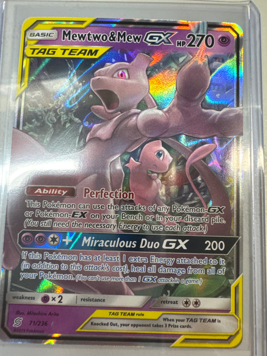 Pokémon Mewtwo & Mew GX 71/236