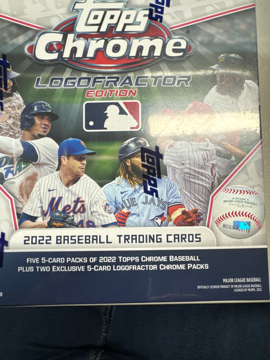 2022 Topps Chrome MLB Logofractor box