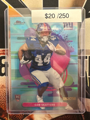 2025 Topps Finest NFL Cam Skattebo Rookie Uncommon Aqua Refractor /250