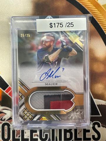 2025 Topps Transcendent MLB Joe Mauer Transcendent Collection Autograph Patch Gold /25