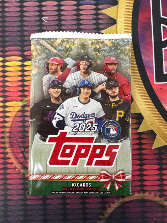 2025-26 Topps MLB Holiday pack