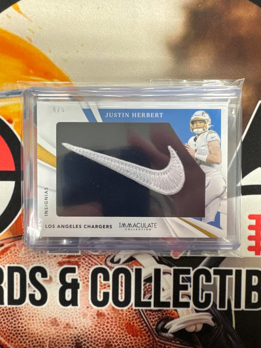 2021 Panini Immaculate Collection Justin Herbert Insignias Nike Swoosh Patch /5
