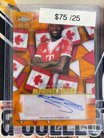 2025-26 Topps Chrome UEFA Club Competitions Champions League Alphonso Davies Global Attraction: Summer Of 2026 Orange Auto /25