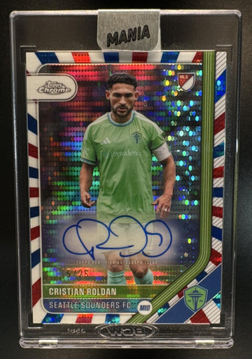2026 Topps Chrome MLS Cristian Roldan #CA-CR Auto Red/White/Blue Pulsar /25
