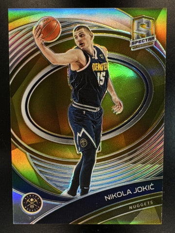 2020-21 Panini Spectra Nikola Jokic #20 Gold 9/10 Nuggets