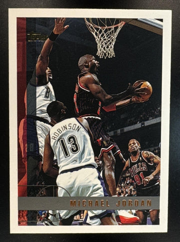 1997-98 Topps Michael Jordan #123 Bulls