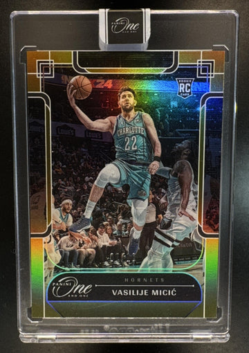 2023-24 Panini One & One Basketball Vasilije Micic #134 Gold /10 RC Hornets