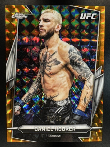 2026 Topps Chrome UFC Daniel Hooker #152 Orange Geometric Refractor /25
