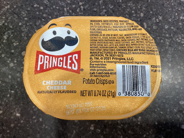Cafe Pringles Cheddar Cheese