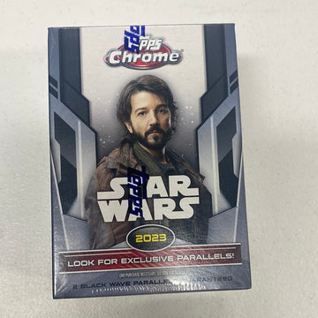 2023 Topps Chrome Star Wars blaster